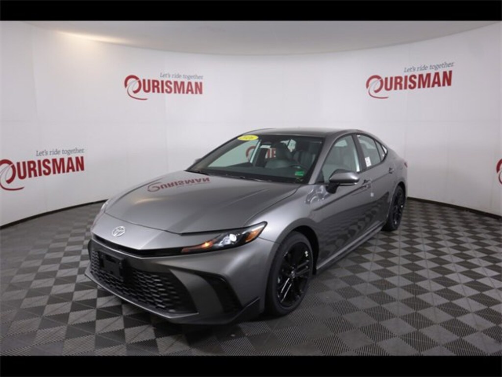 Used 2026 Toyota Camry SE Sedan