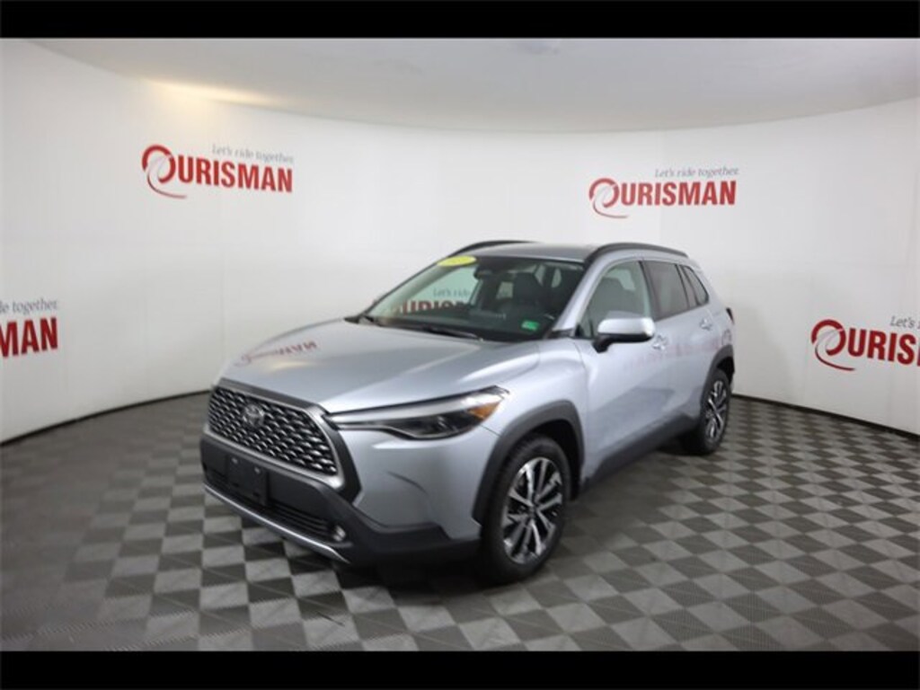 Used 2023 Toyota Corolla Cross XLE SUV