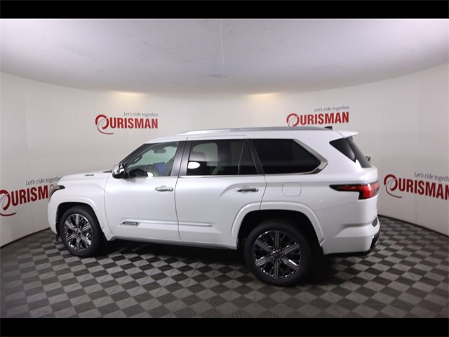 2025 Toyota Sequoia Capstone photo 4