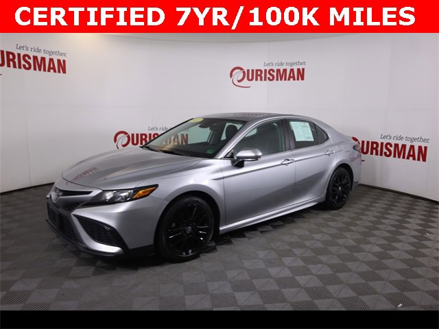 2023 Toyota Camry SE photo 3