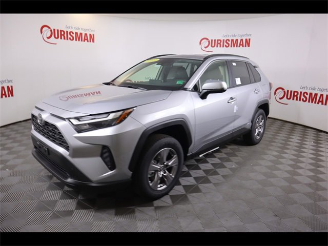 2025 Toyota RAV4 Hybrid XLE photo 3