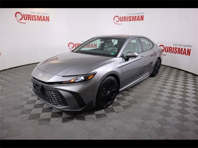 2025 Toyota Camry SE photo 2