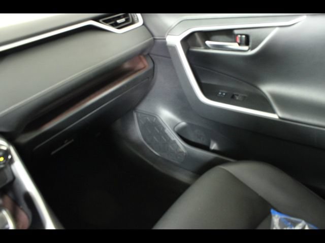 2023 Toyota RAV4 Limited - Photo 13