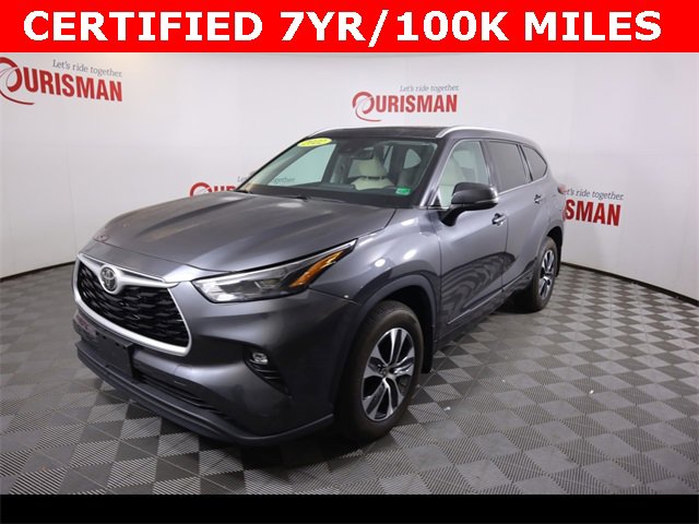 2022 Toyota Highlander XLE photo 2