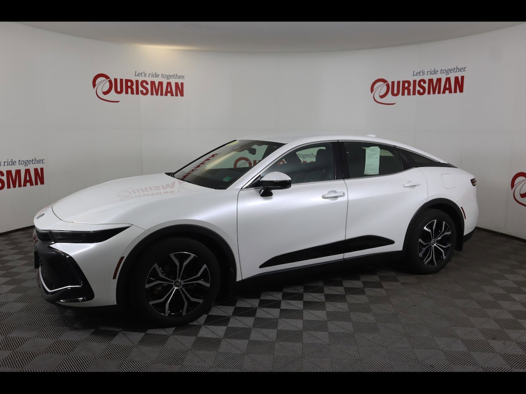 Used 2023 Toyota Crown XLE Sedan