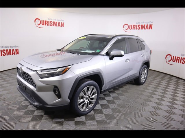 2023 Toyota RAV4 XLE Premium photo 2