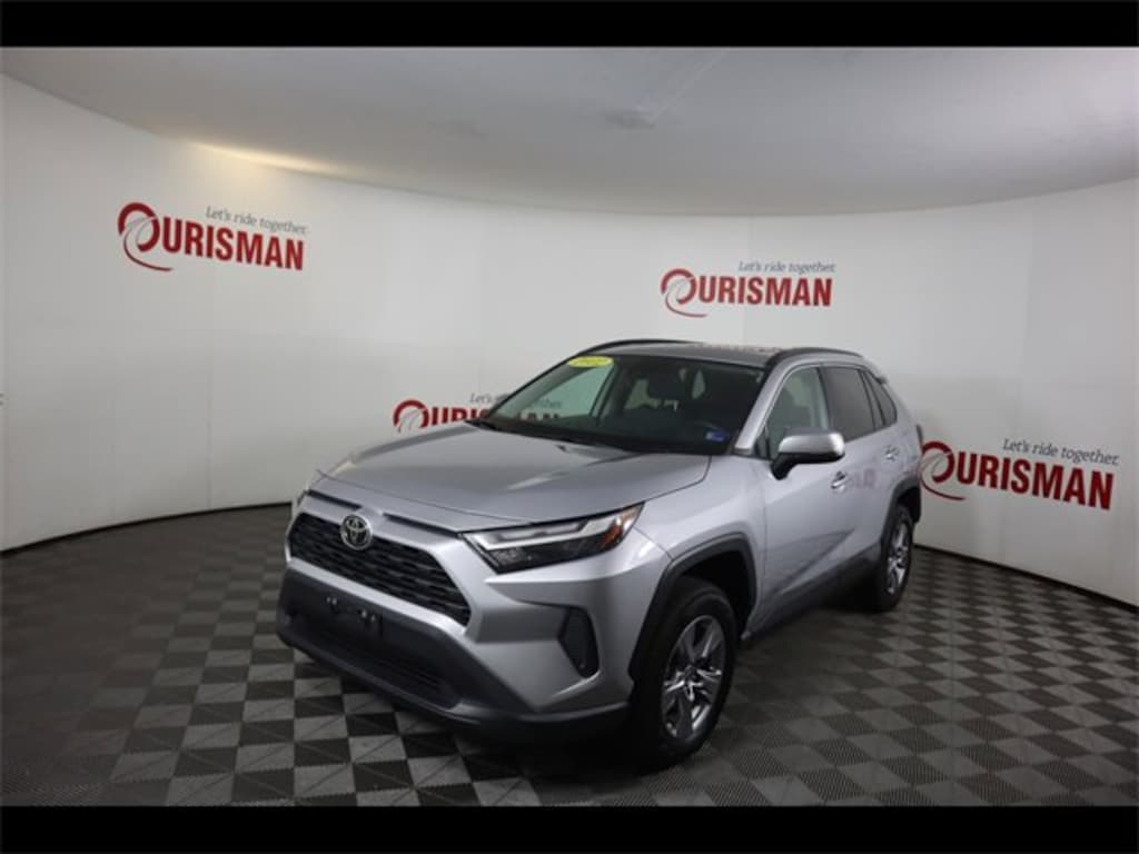 Used 2022 Toyota RAV4 XLE SUV