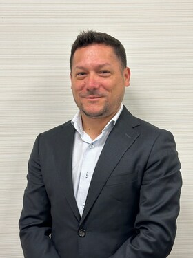 Staff member Alejandro Otarola from ID_ea7328e70feb