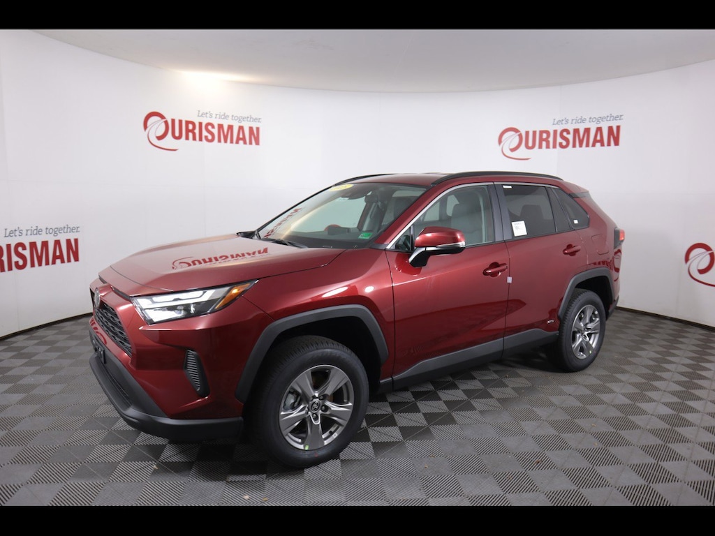 Used 2025 Toyota RAV4 Hybrid XLE SUV