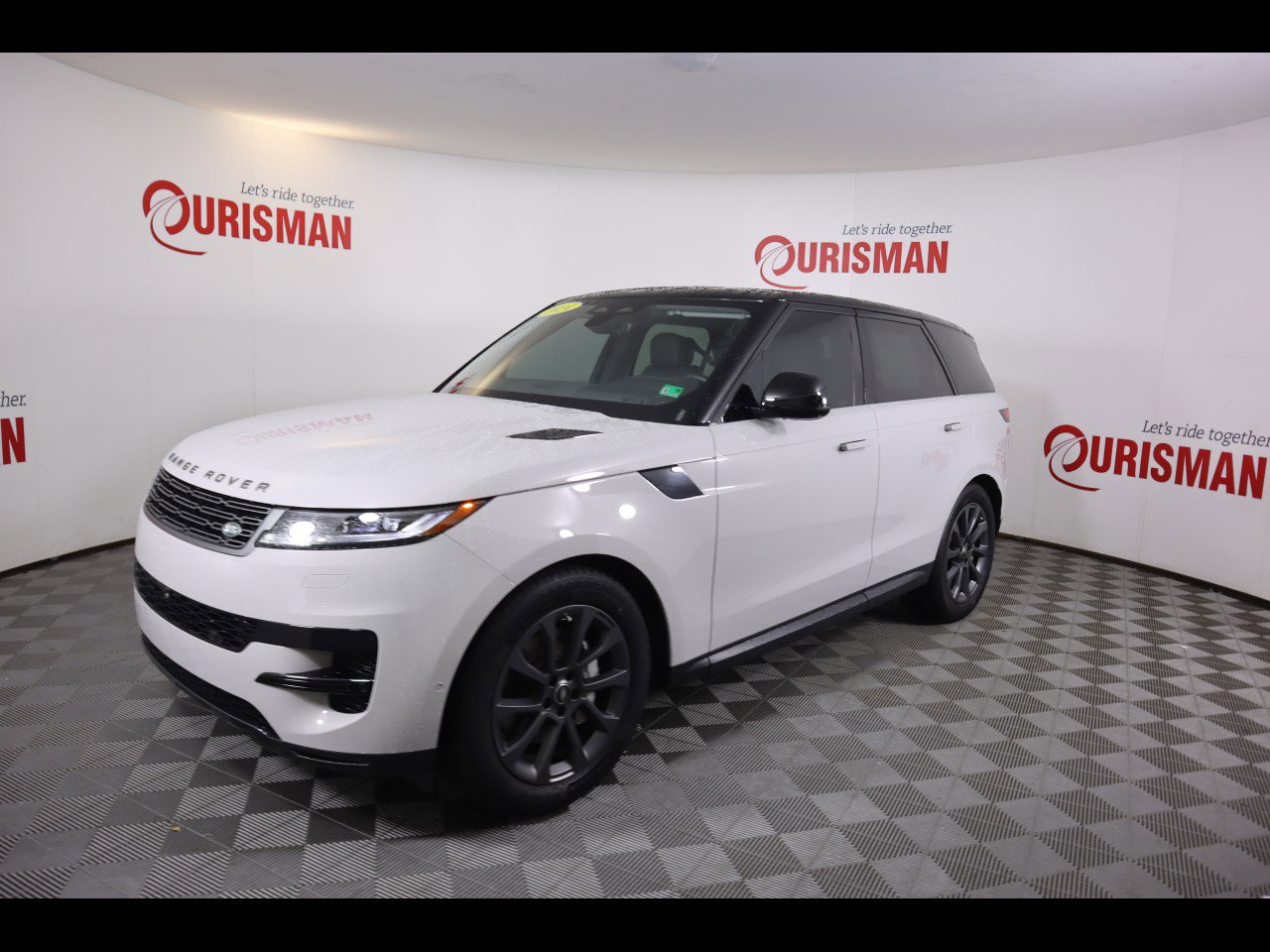 2024 Land Rover Range Rover Sport SE photo 3