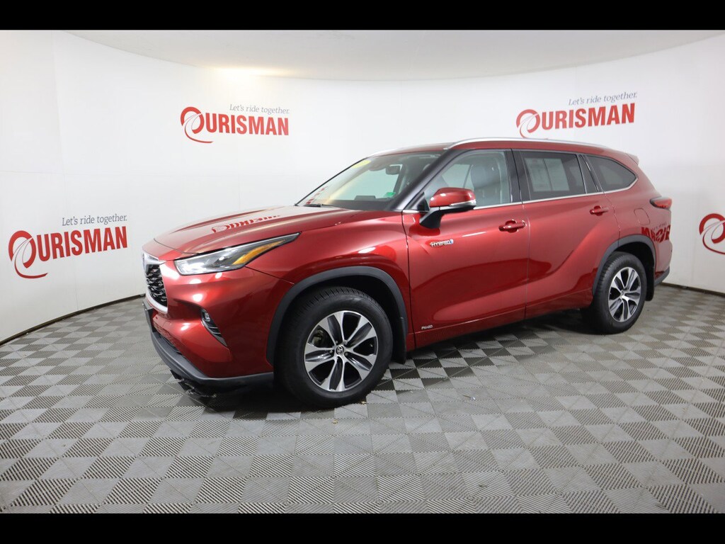 Used 2021 Toyota Highlander Hybrid XLE SUV