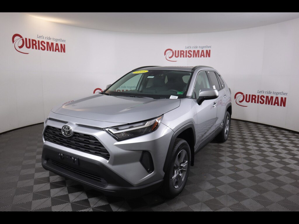 Used 2025 Toyota RAV4 Hybrid XLE SUV
