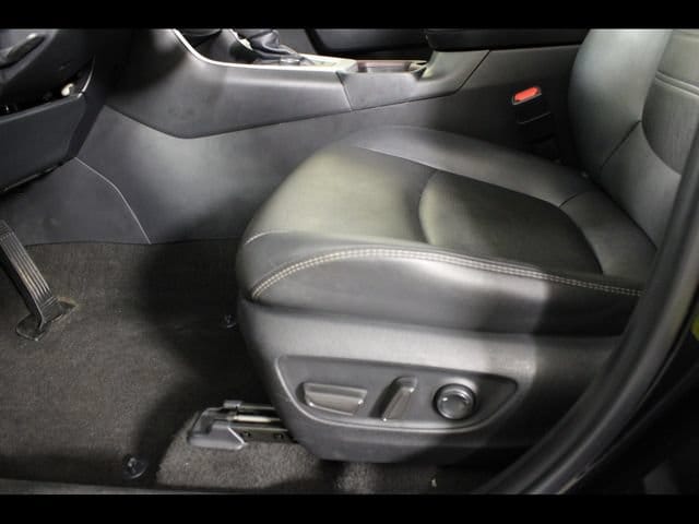 2023 Toyota RAV4 Limited - Photo 16