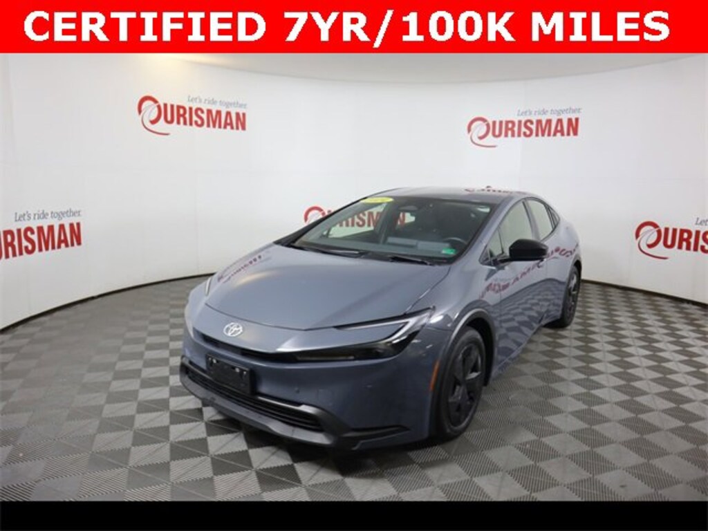 Used 2024 Toyota Prius LE Hatchback