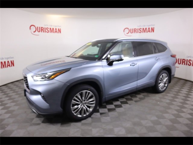 2023 Toyota Highlander Platinum photo 2