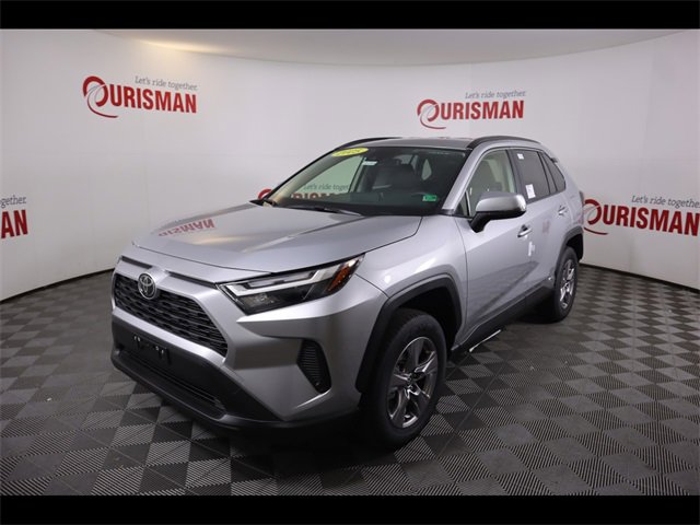 2025 Toyota RAV4 Hybrid XLE photo 2