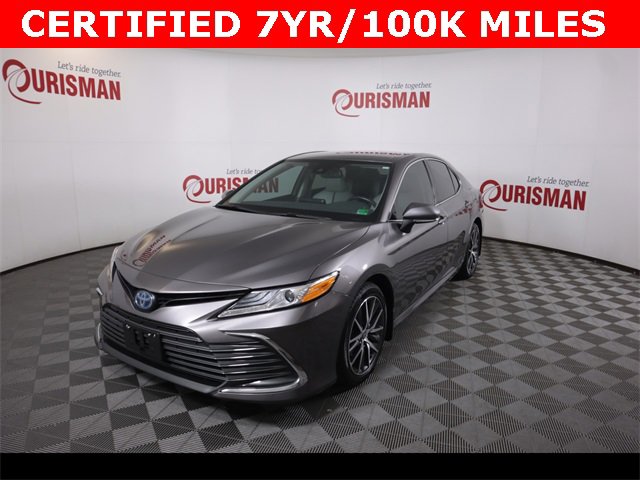2022 Toyota Camry Hybrid Sedan 