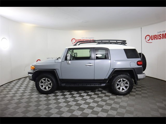 2014 Toyota FJ Cruiser Base photo 3