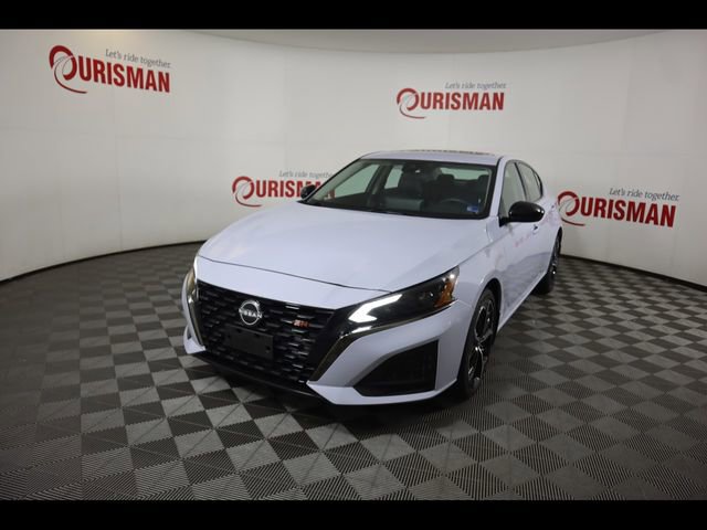 2024 Nissan Altima SR