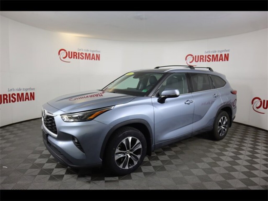 Used 2022 Toyota Highlander XLE SUV