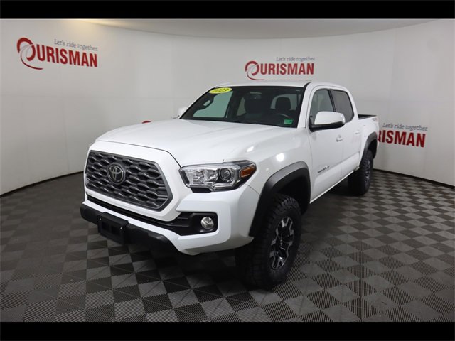 2023 Toyota Tacoma TRD Off-Road V6 photo 2