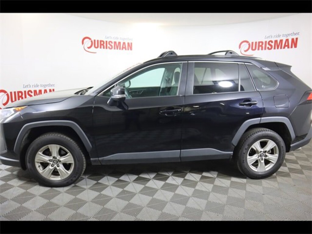 Used 2021 Toyota RAV4 XLE SUV