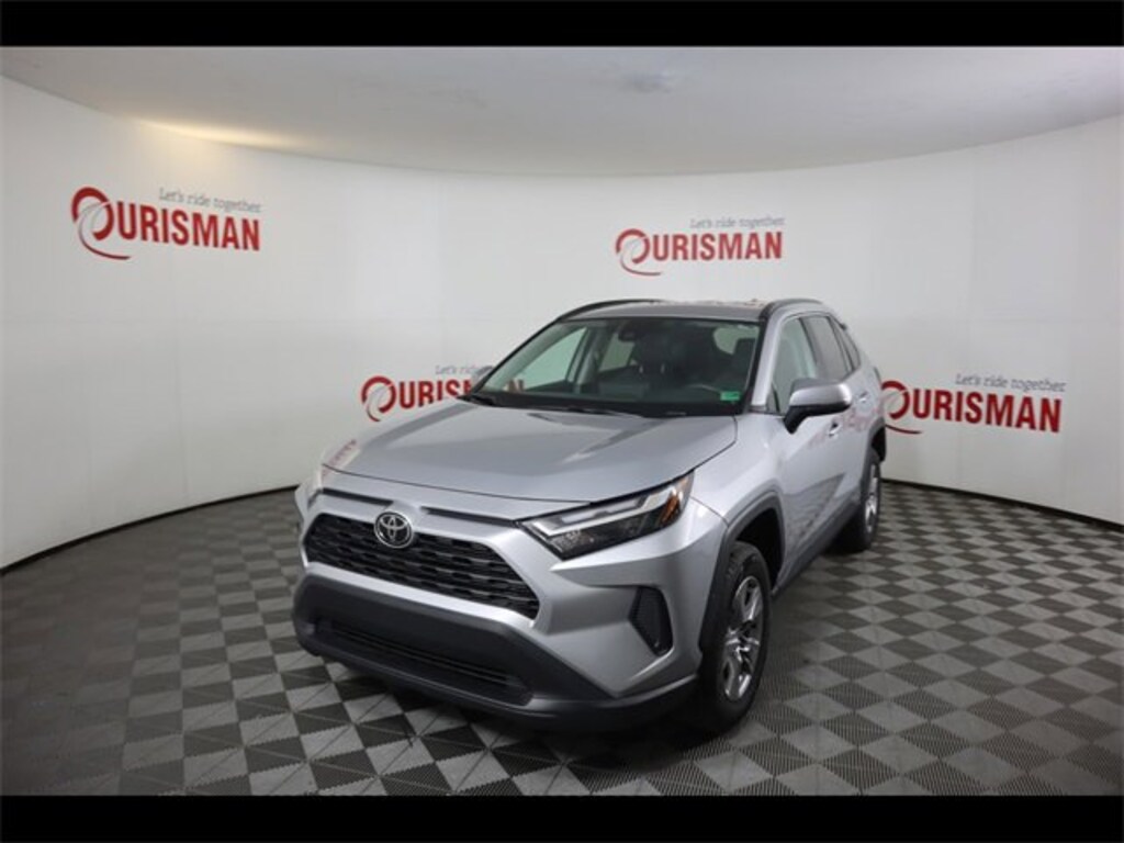 Used 2024 Toyota RAV4 XLE SUV
