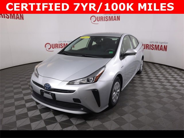 2021 Toyota Prius LE photo 2