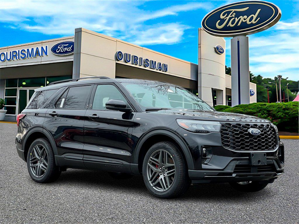 2026 Ford Explorer ST-LINE 4WD's photo