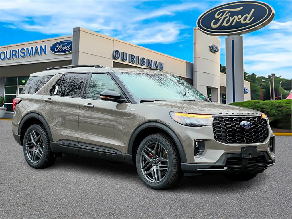 2026 Ford Explorer ST-LINE's photo