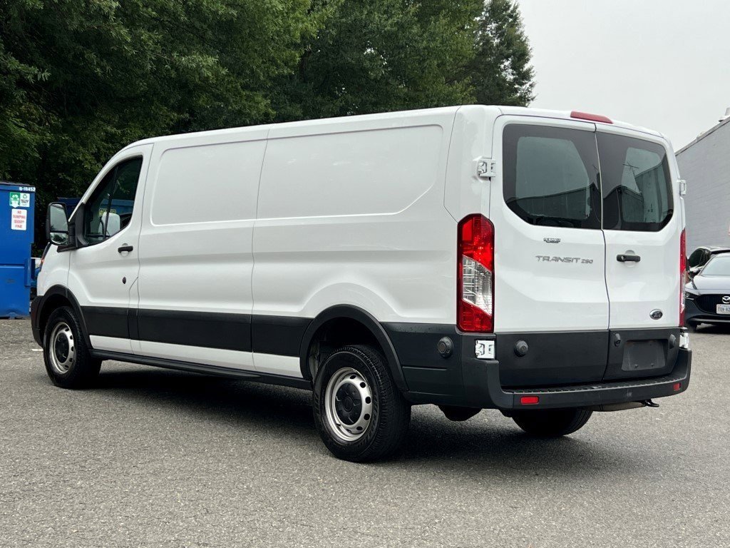 2020 Ford Transit photo 4