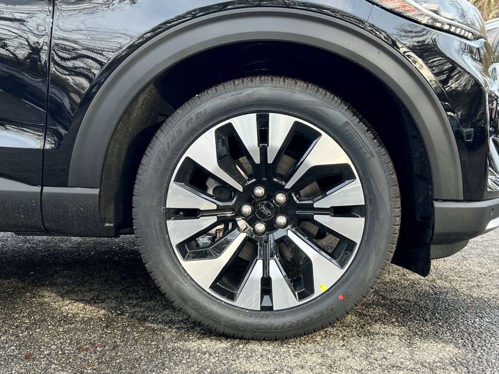 2026 Ford Explorer Platinum - Photo 6