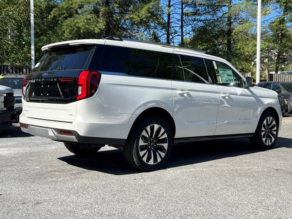 2025 Ford Expedition MAX Platinum photo 4