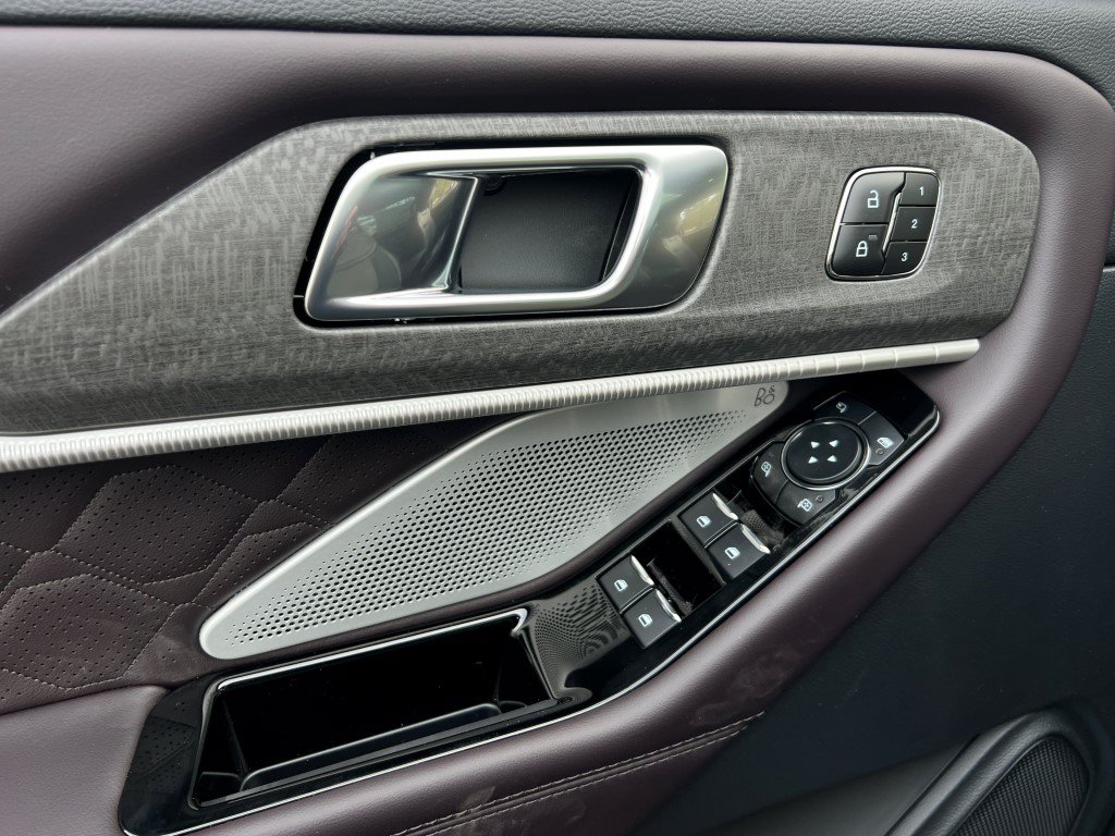 2026 Ford Explorer Platinum - Photo 22
