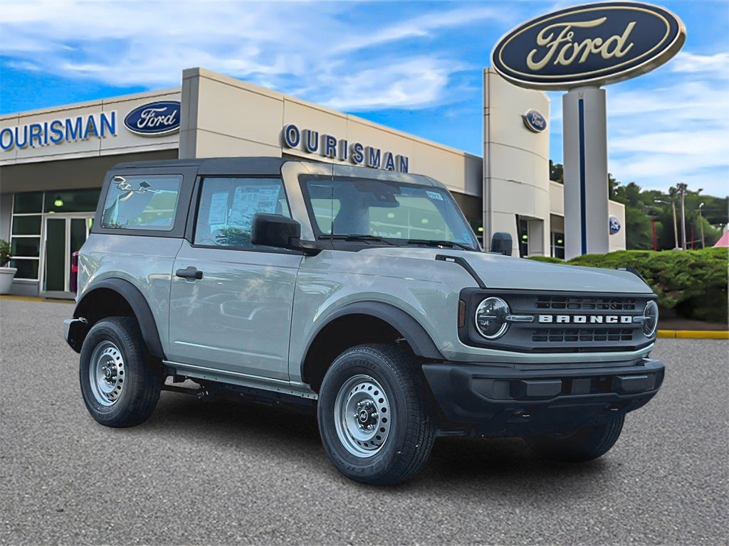 New 2025 Ford Bronco Base SUV