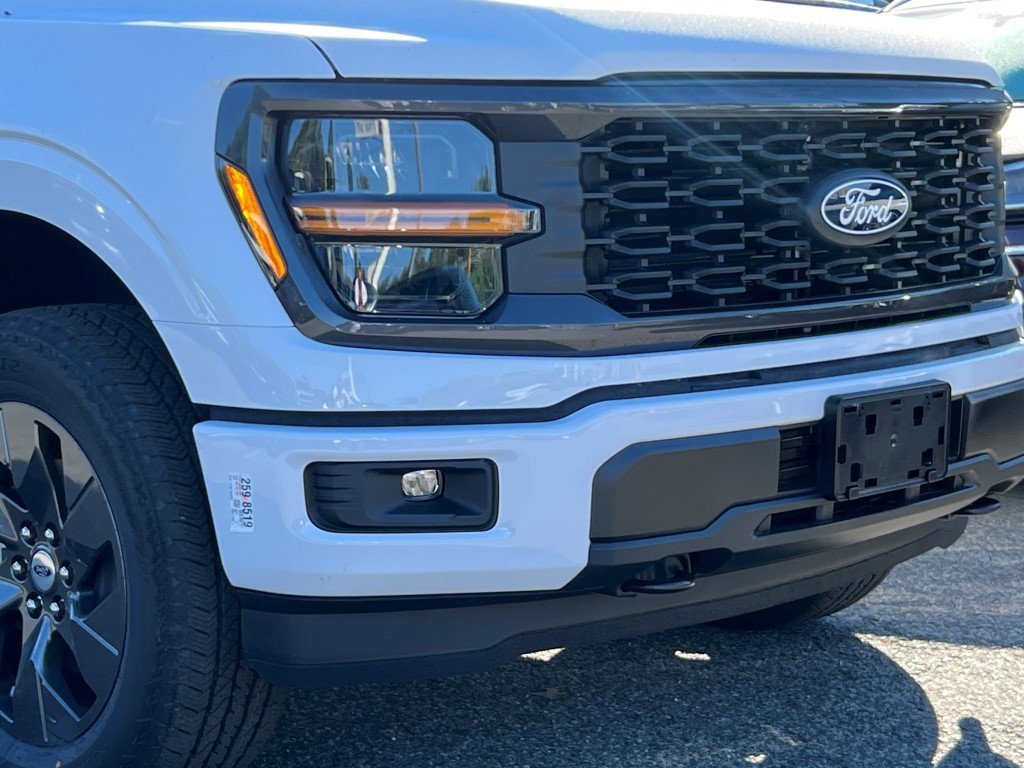 2025 Ford F-150 STX photo 2