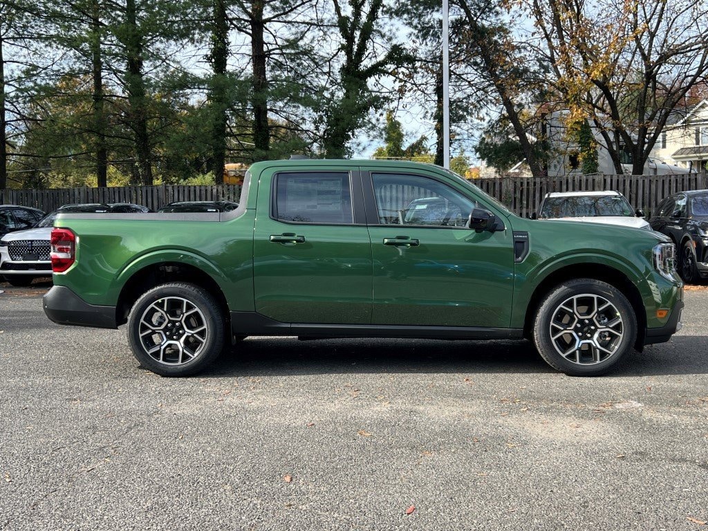 New 2025 Ford Maverick LARIAT Truck SuperCrew