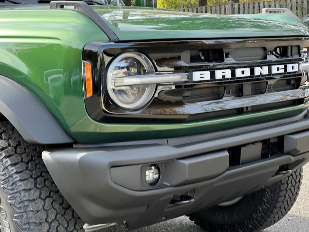 New 2025 Ford Bronco Outer Banks SUV