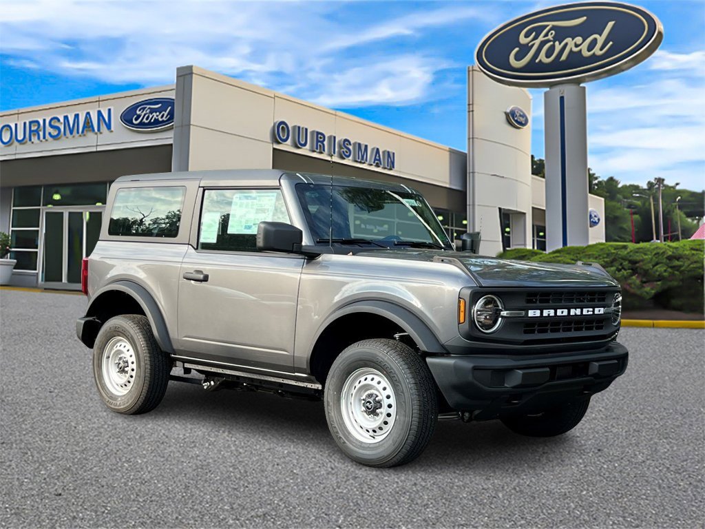 2025 Ford Bronco 2-Door Base's photo
