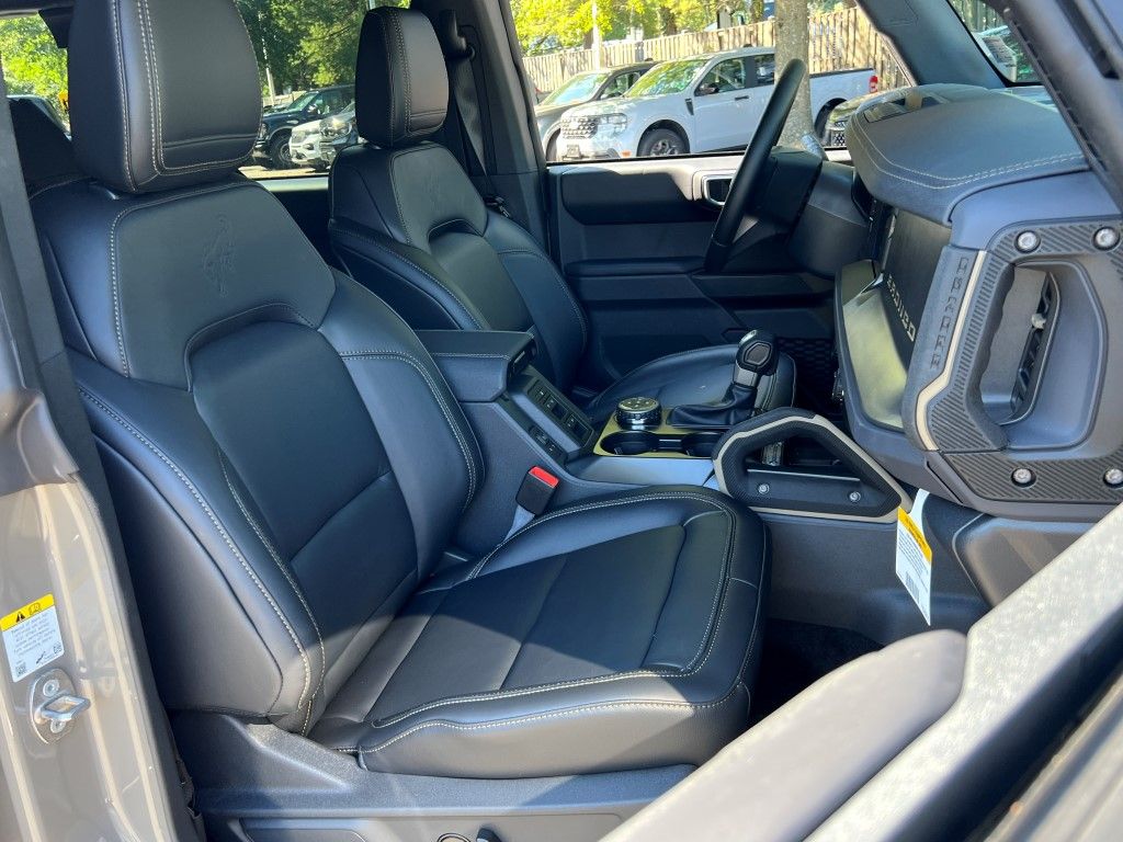 2025 Ford Bronco 4-Door Badlands - Photo 8