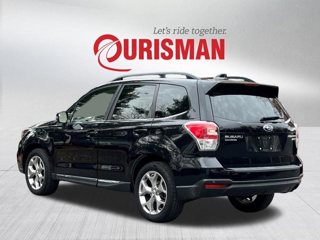 2017 Subaru Forester 2.5i Touring photo 4