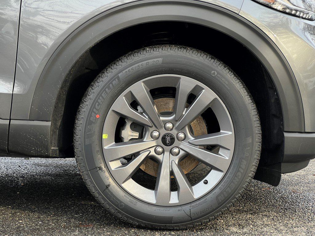 2026 Ford Explorer Active - Photo 6