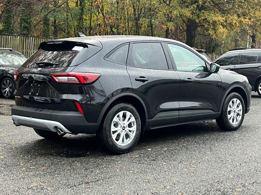 2026 Ford Escape Active photo 3