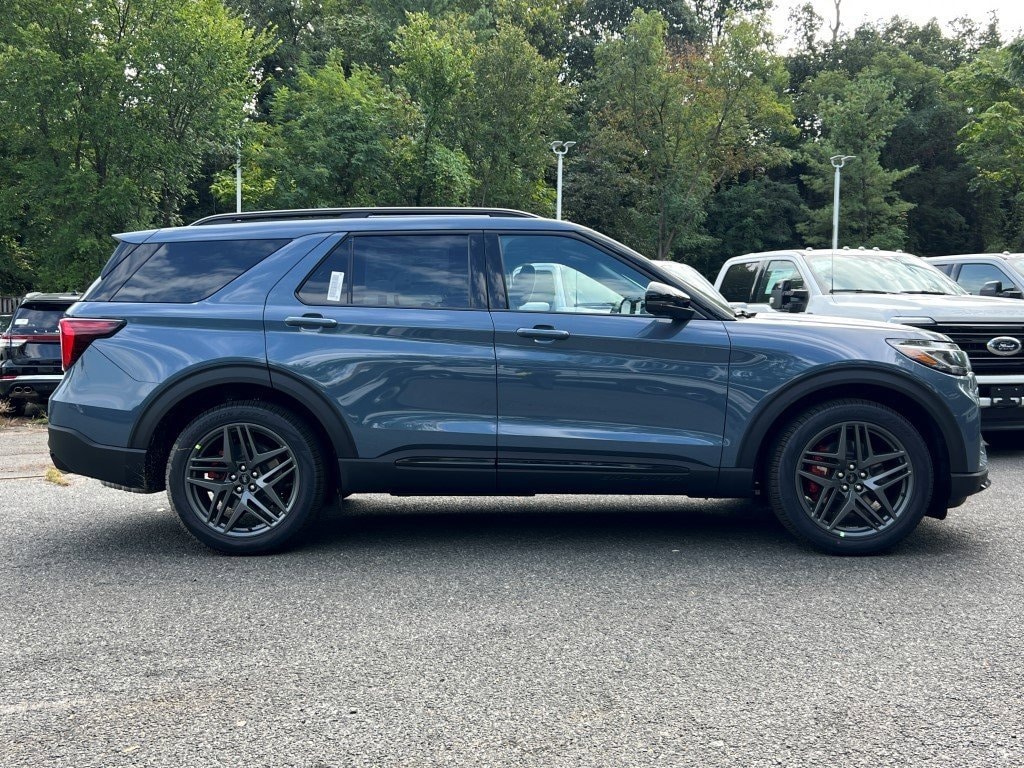 New 2025 Ford Explorer ST SUV