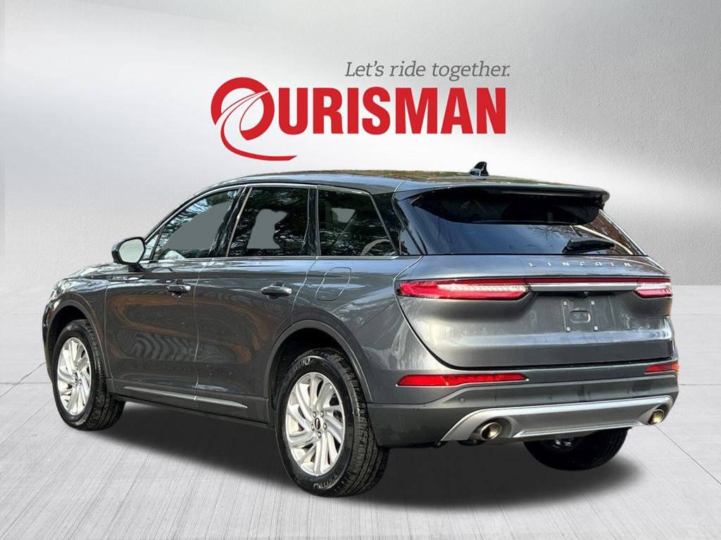 2023 Lincoln Corsair Standard photo 4