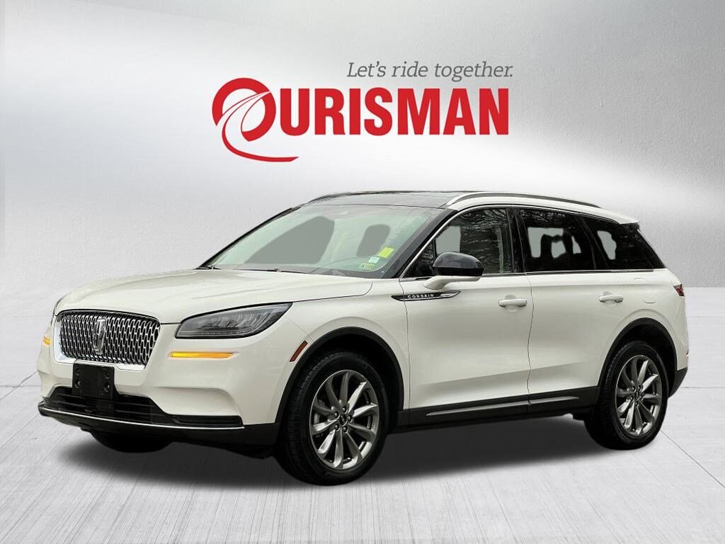 2022 Lincoln Corsair Standard photo 2