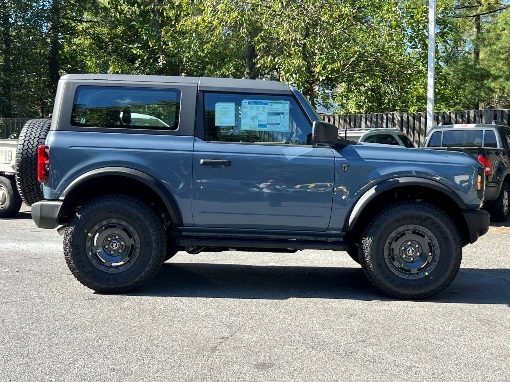 New 2025 Ford Bronco Base SUV