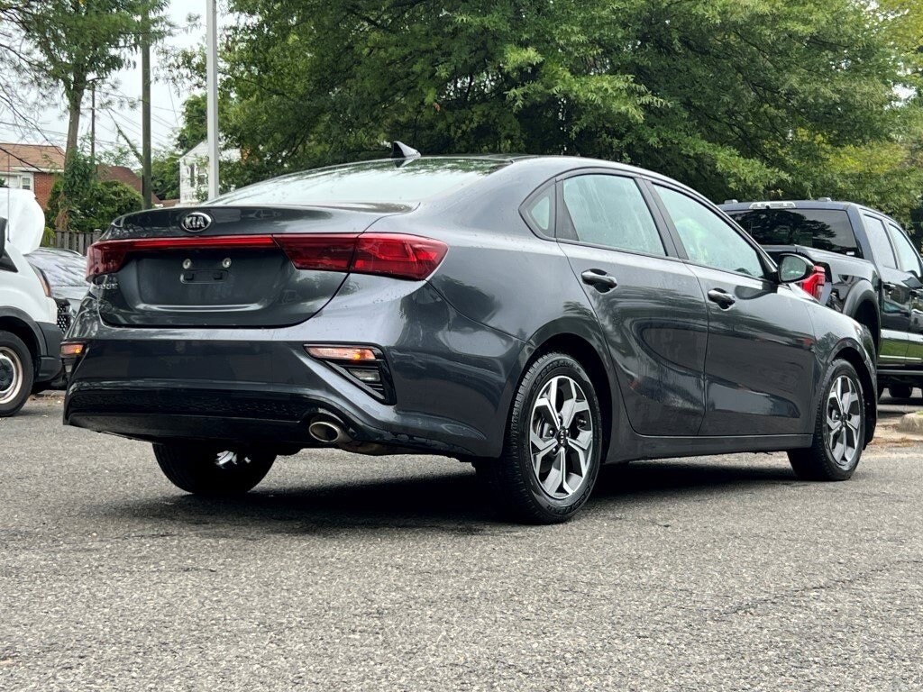 2021 Kia Forte LXS photo 3