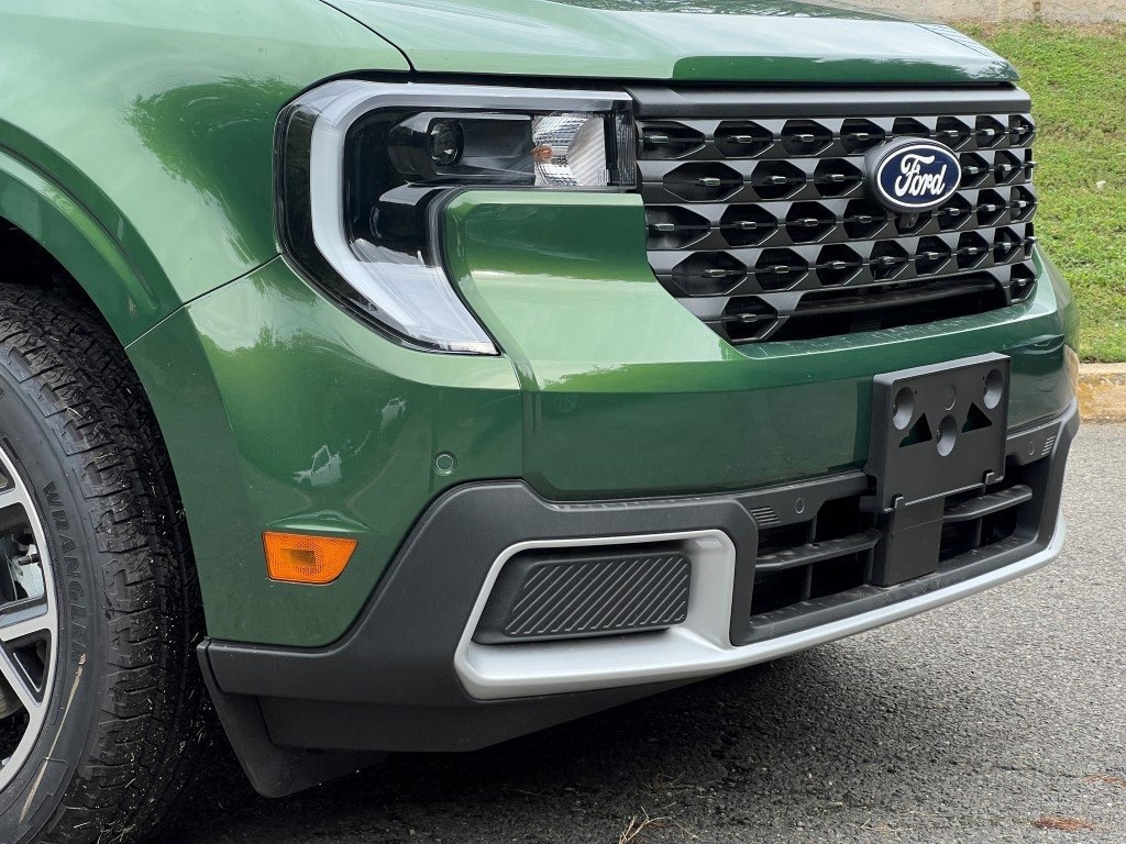 New 2025 Ford Maverick LARIAT Truck SuperCrew
