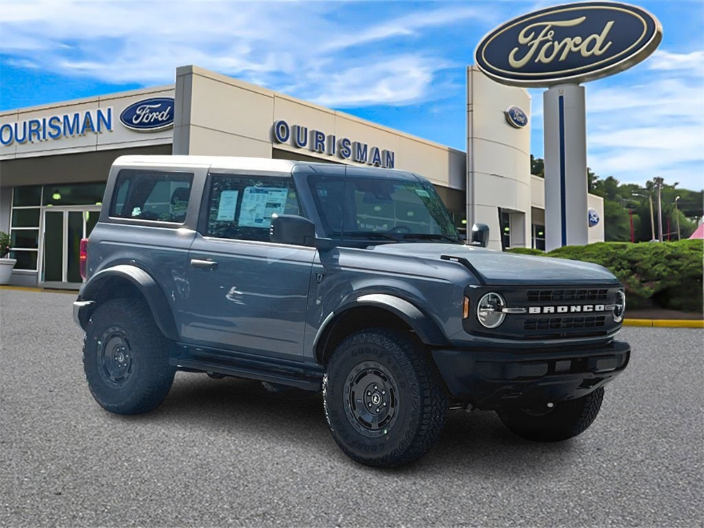 2025 Ford Bronco 2-Door Base's photo